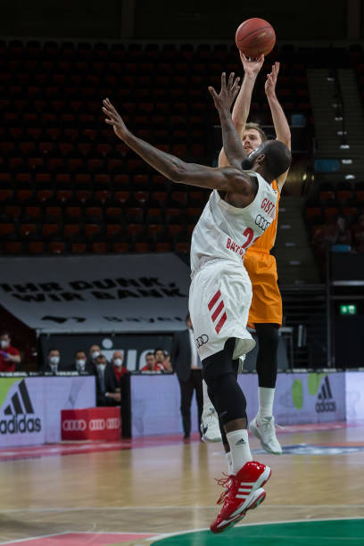 曼的崛起 曼的崛起